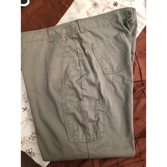 Capri Pants: Riders by Lee - Picture 2 of 4